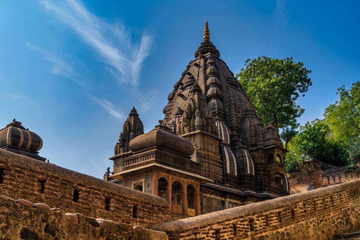 Navgraha Shanti Navgraha Shanti Pooja is a Vedic ritual performed to pacify the nine planets and mitigate their adverse influences on one's life. It aims to restore balance, enhance well-being, and bring prosperity and success.Learn more