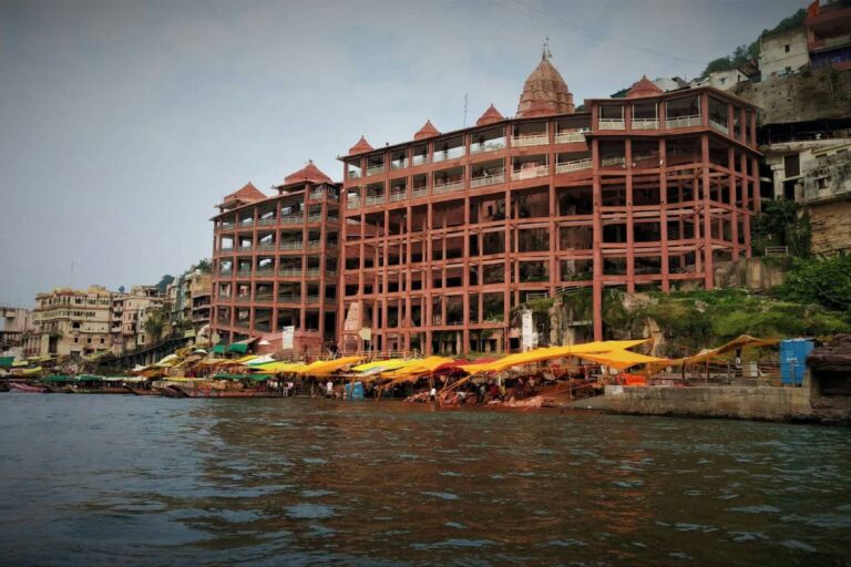 Everything You Need to Know About the Omkareshwar Jyotirlinga Temple